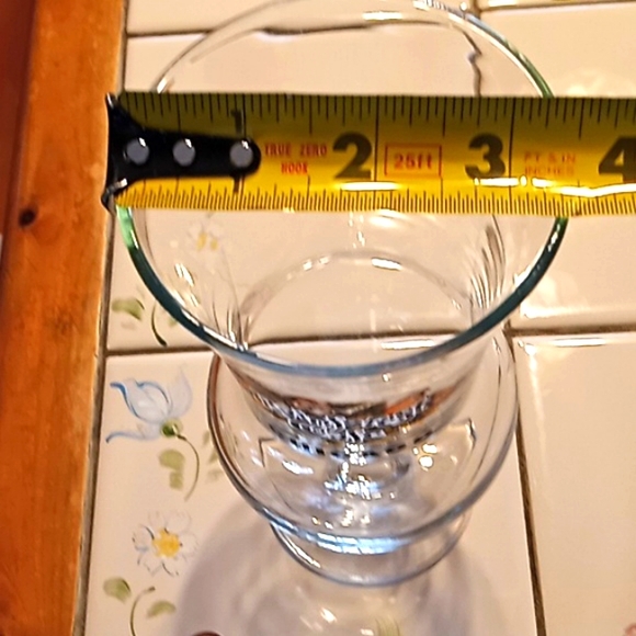 Rainforest Cafe "Chicago" 8" Hurricane Cocktail Glasses. Set of 2. Ext Cond. - Picture 7 of 7